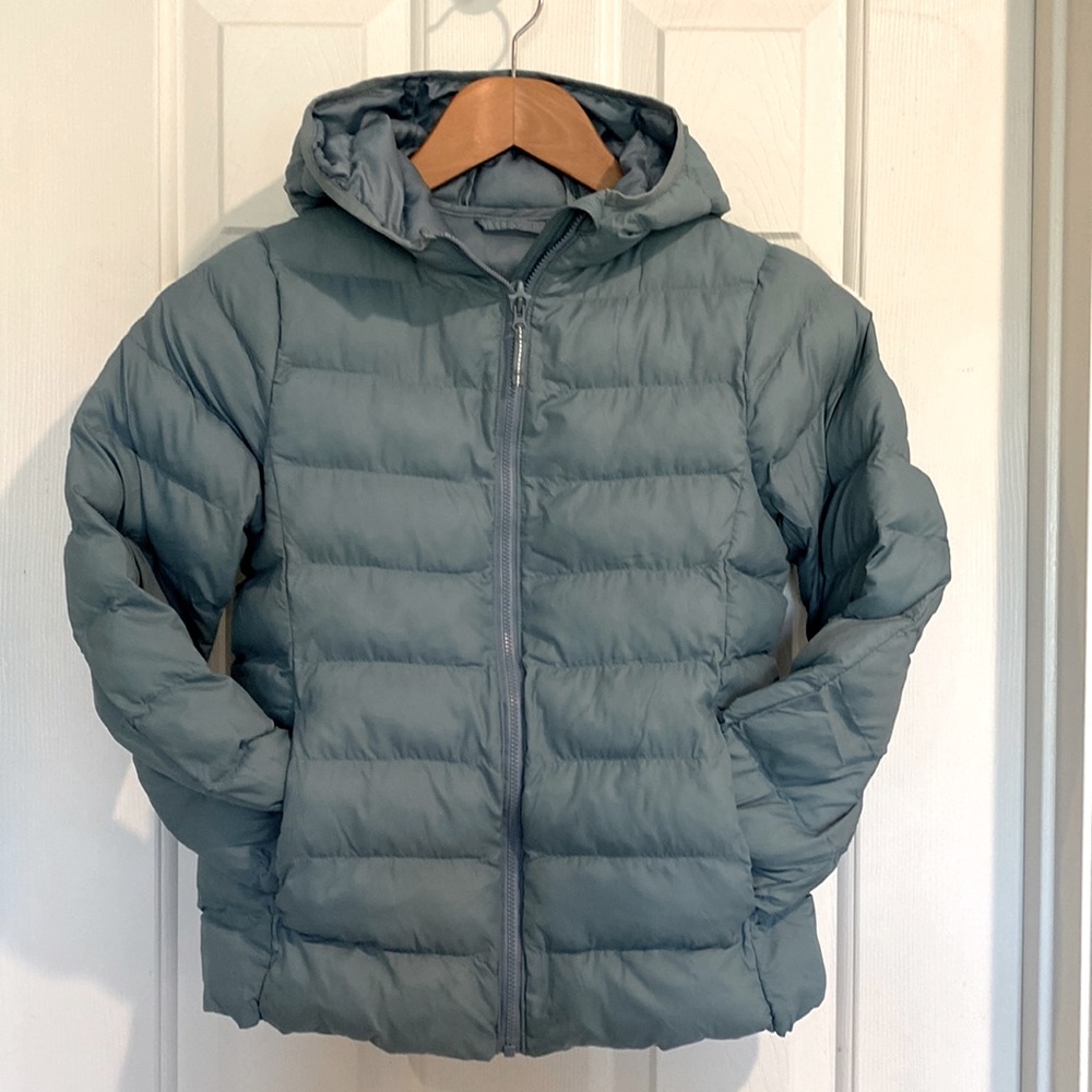 Uniqlo girls/unisex puffer jacket, teal, size 9-10